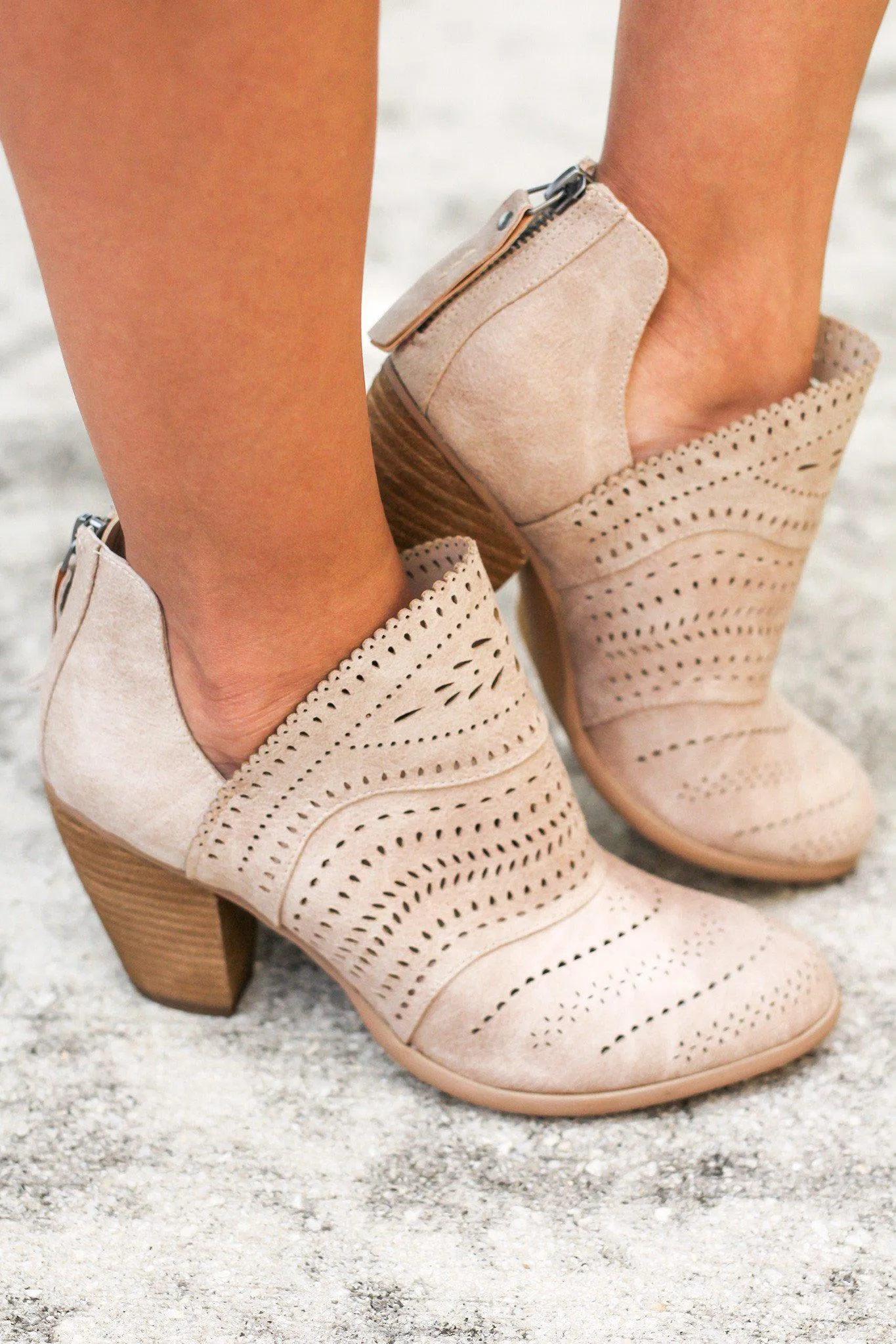 Cinati Cream Booties