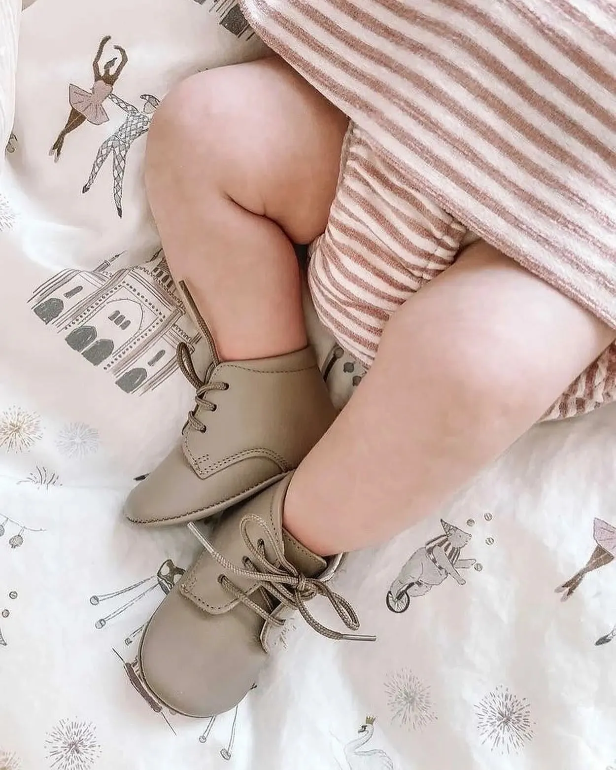 Gabriel- Beige Leather Baby Booties