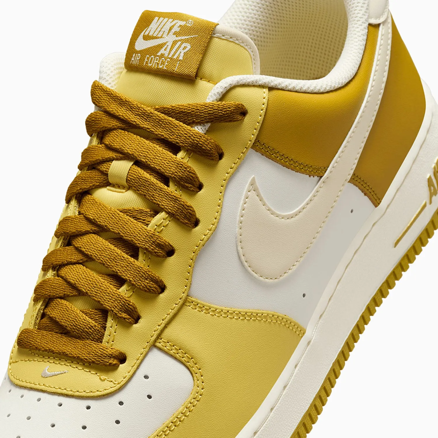 Men's Air Force 1 `07 "Bronzine Saturn Gold"