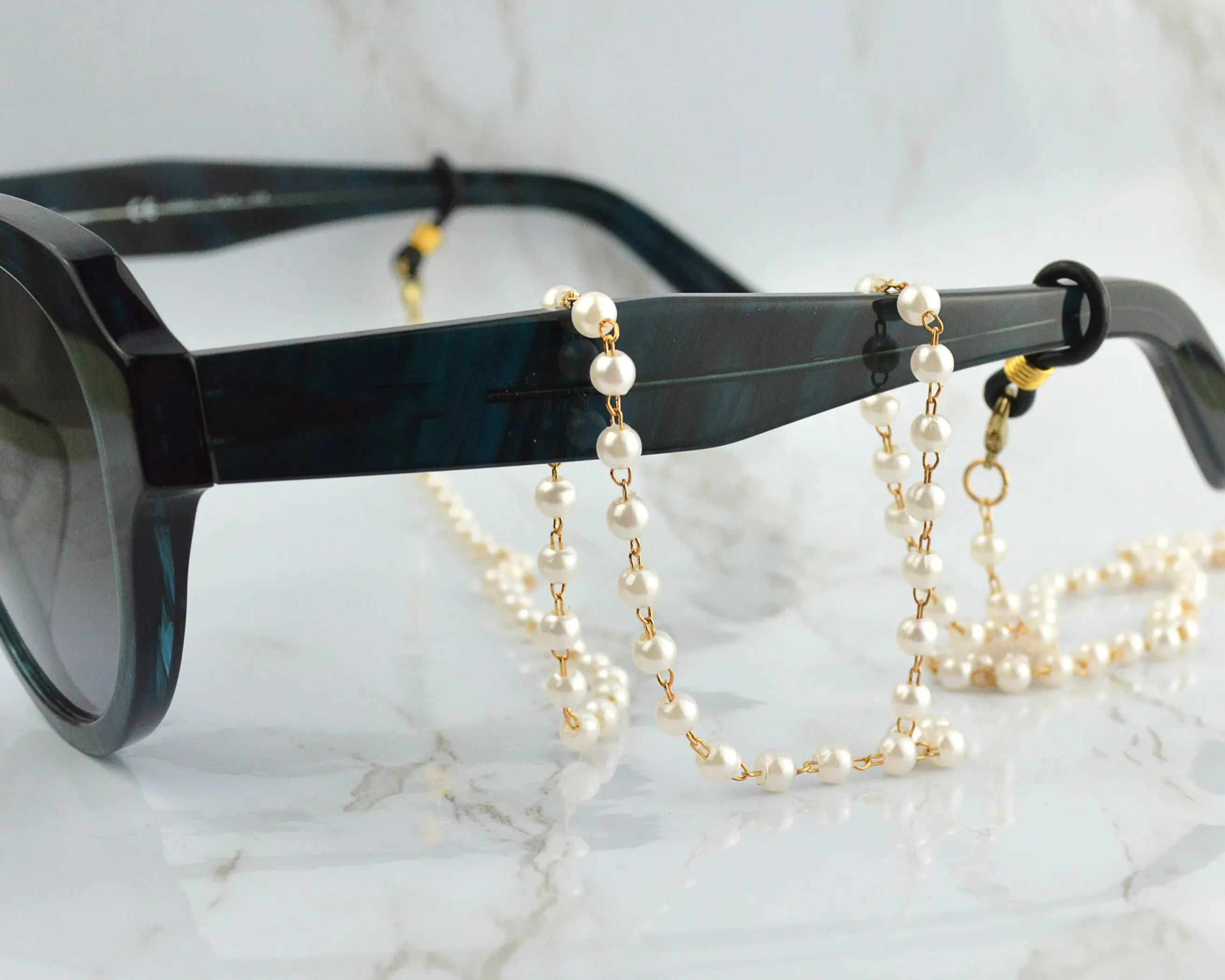 Pearl Sunglasses Chain