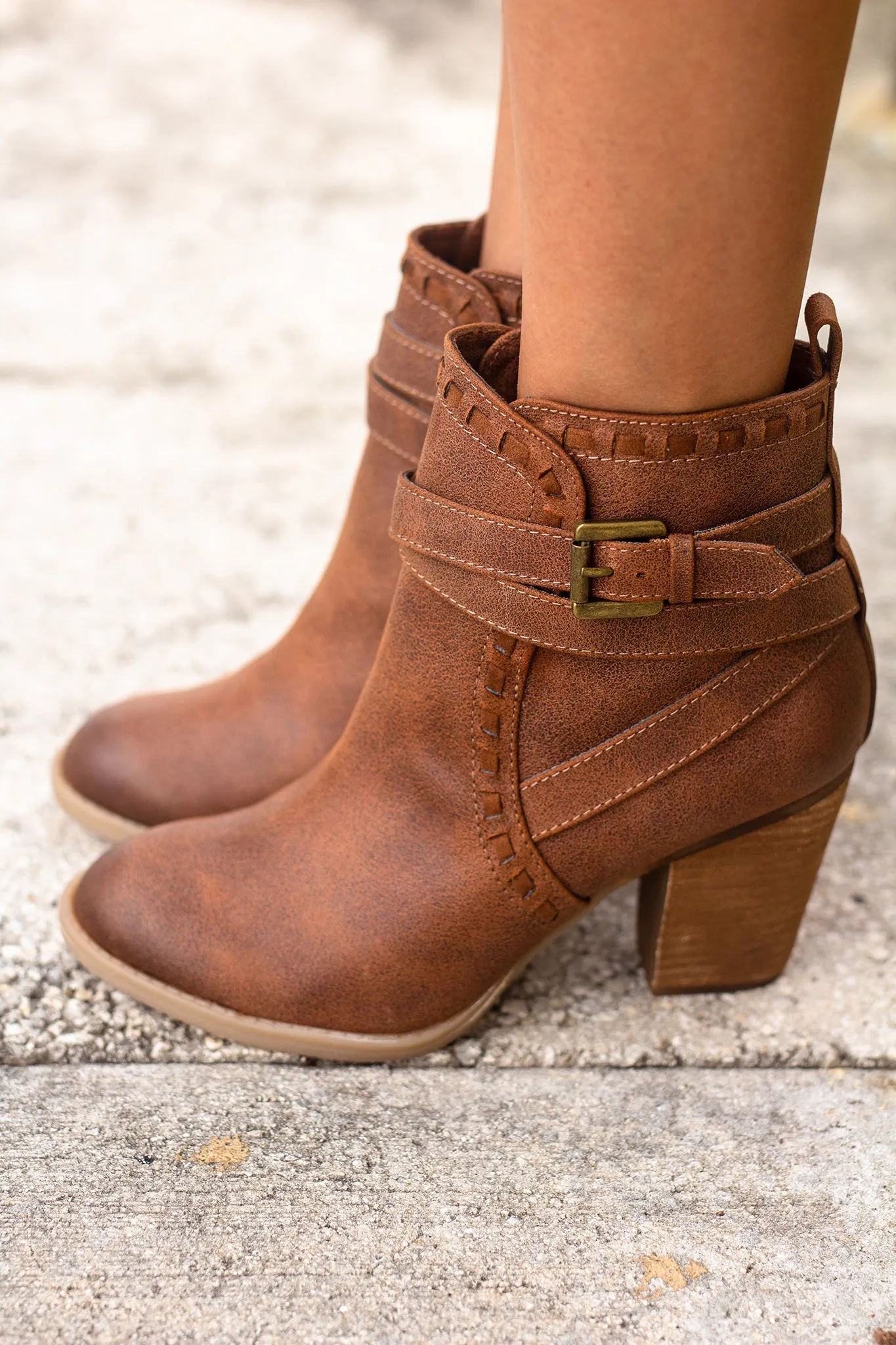 Violeta Tan Booties